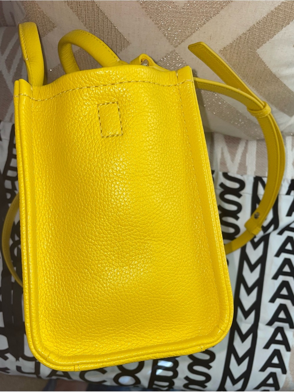 Marc Jacobs Yellow The Tote Bag Pebbled Leather Top-Handle Tote - Picture 8 of 11